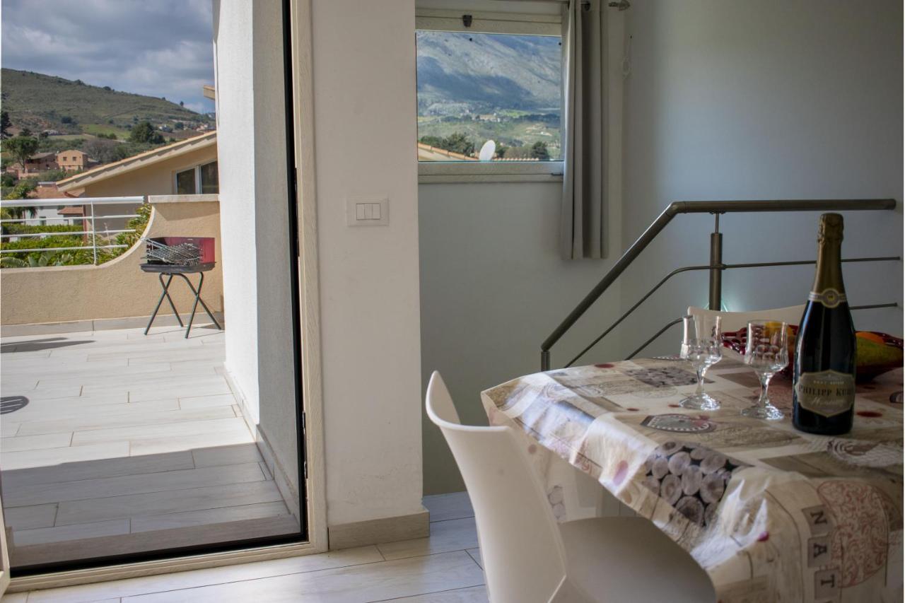 Borgo Aranci - Villa Tulipano カステッランマーレ・デル・ゴルフォ エクステリア 写真