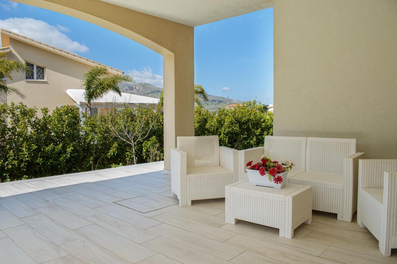 Borgo Aranci - Villa Tulipano カステッランマーレ・デル・ゴルフォ エクステリア 写真