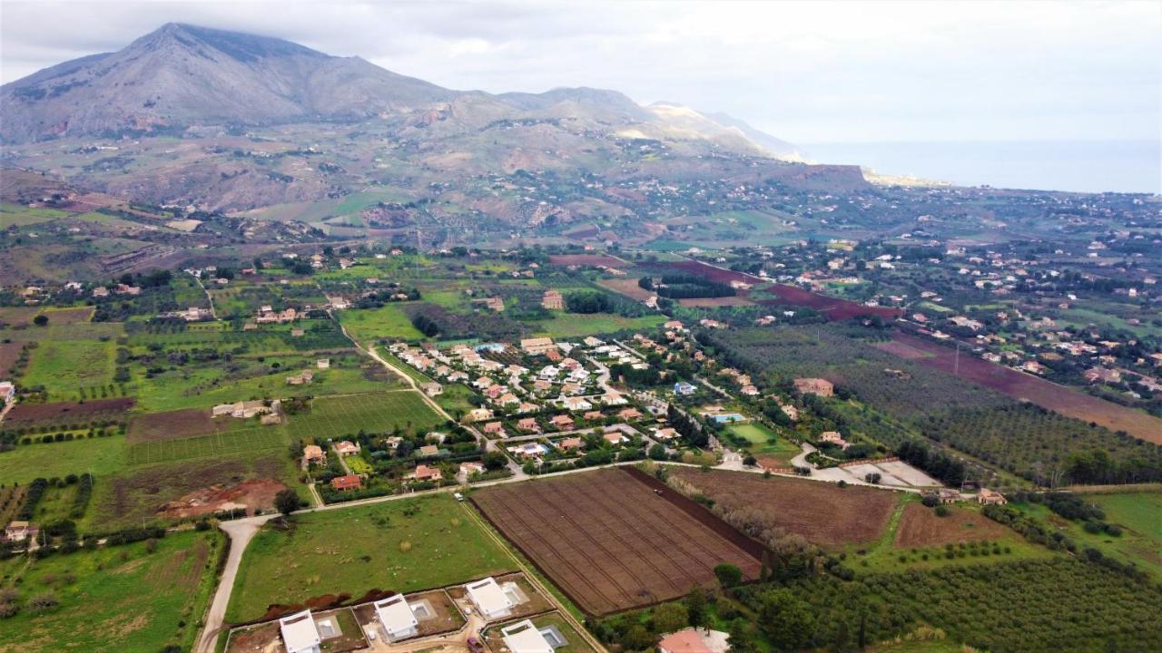 Borgo Aranci - Villa Tulipano カステッランマーレ・デル・ゴルフォ エクステリア 写真